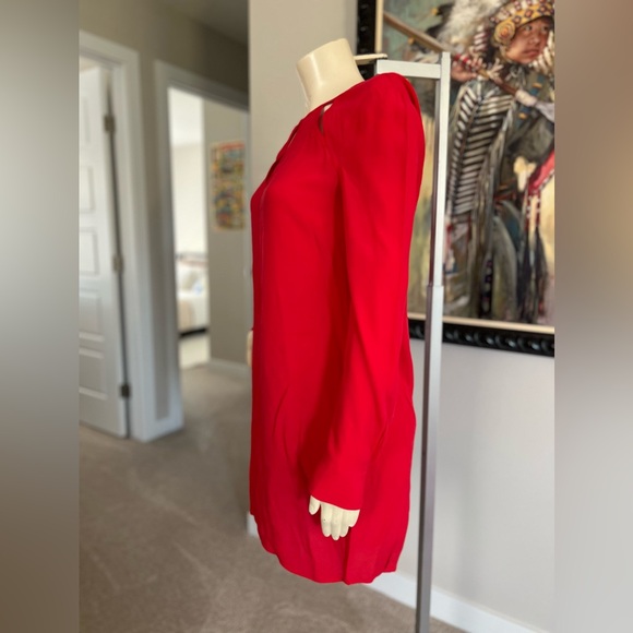 BCBGMaxAzria “Emmalise” Keyhole Shift Red Dress - Picture 7 of 11